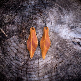 Boucle d&rsquo;oreille en cuir – saule